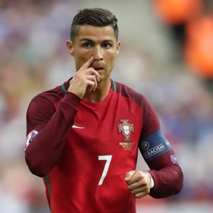 爱游戏智能体验-奥运赛场，日本队展现铁血精神！，日本奥运会参赛队